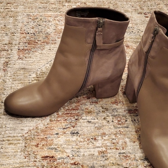 🦋 Cole Haan Amalie Bootie - Picture 4 of 12